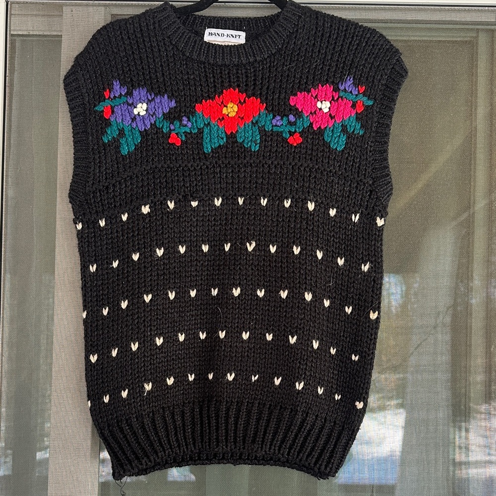 Black Floral Knit Sweater Vest